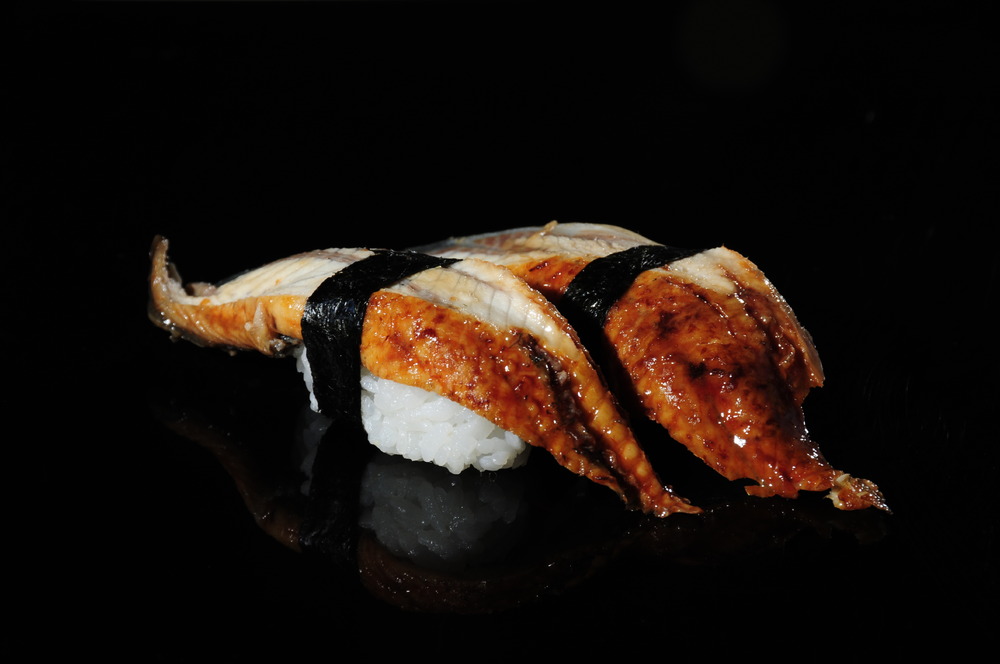 Sushi anguila.JPG