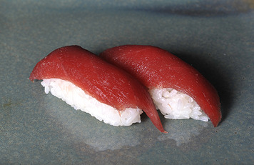 Sushi atún