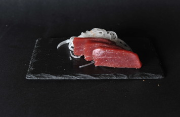 Sashimi de atún 